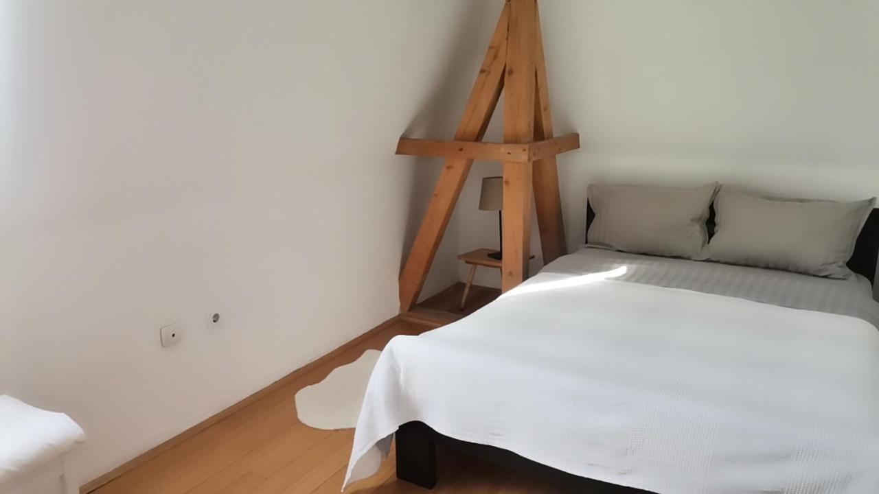 Ferienwohnung Crystal Kragujevac Exterior foto