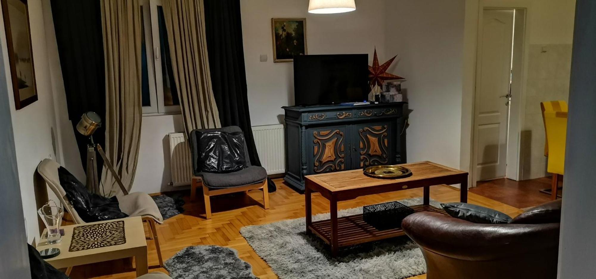Ferienwohnung Crystal Kragujevac Exterior foto